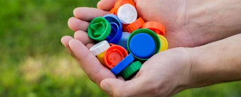 Arrecadação de tampinhas de garrafas PETs