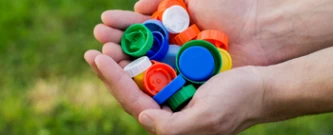 Arrecadação de tampinhas de garrafas PETs