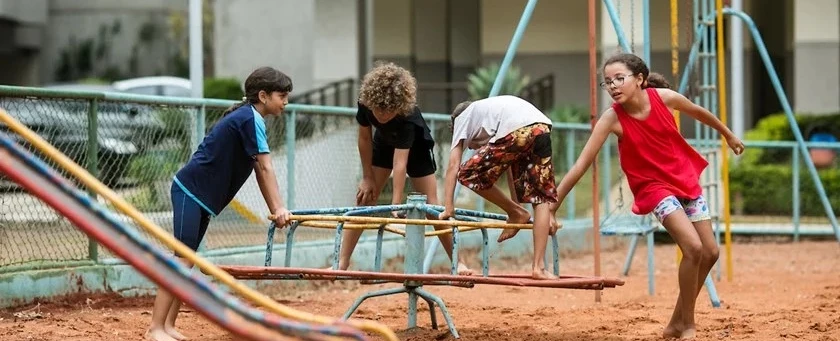 Ação que Transforma