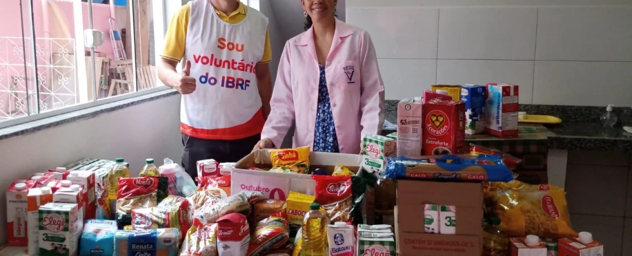 Arrecadação de Alimentos para Rede Feminina de Combate ao Câncer de Carambeí