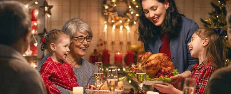 Amor que alimenta! Ceia de Natal em Goiânia